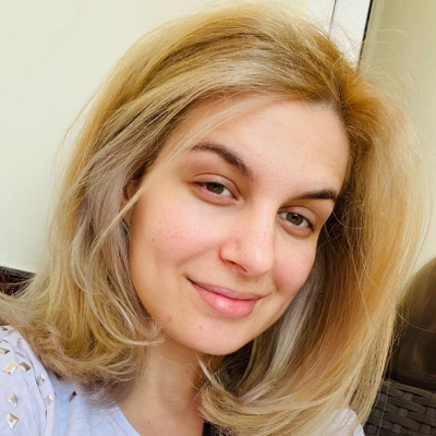 Anemona Stoica Trainer Axioma