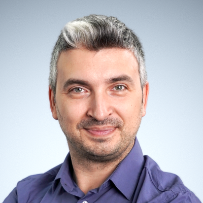 Mihai Mlesnita Trainer Axioma